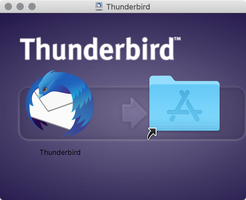 Moving the Thunderbird app to the Applications folder on macOS.